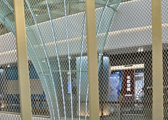 Buy Flexible and Durable SS304 Wire Rope Mesh for Roof Fall Protection with 25mm*25mm Opening online manufacture