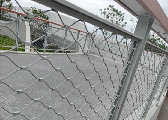acheter Taille personnalisée clôture de pont grille en acier inoxydable flexible pour la protection routière fabrication en ligne