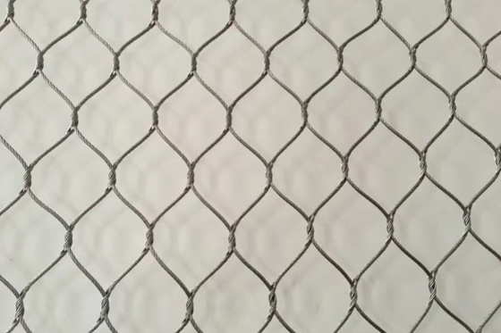 2.5mm Steel Kabel Jaring 30mm*30mm Pembukaan Steel Kabel Mesh