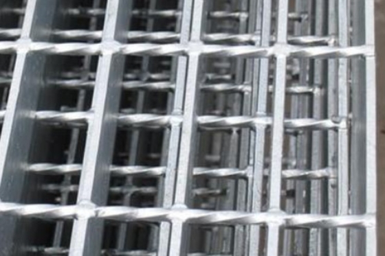 Construction Galvanized Metal Grating Q345 Steel Walkway Mesh