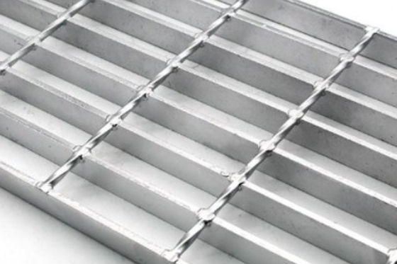 Construction Galvanized Metal Grating Q345 Steel Walkway Mesh