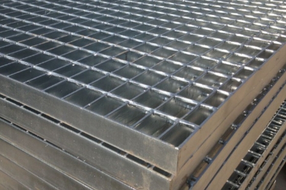 Construction Galvanized Metal Grating Q345 Steel Walkway Mesh