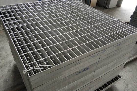 8mm Pitch Square Hole Anti Slip Grating Steel Walkway Grating