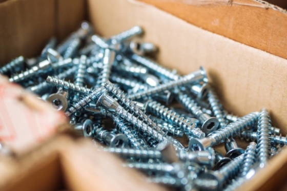 Rust Free Black Iron Nails High Strength Flat Head Roofing Nails