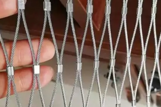 Silver 1.5mm Wire Rope Mesh 45*45mm Stainless Steel Mesh Screen