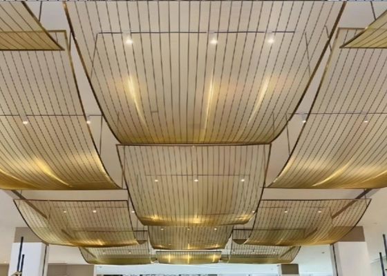 Ss304 Decoration Wire Mesh 1.2mm Yellow Color Chain Link Fence For Hotel