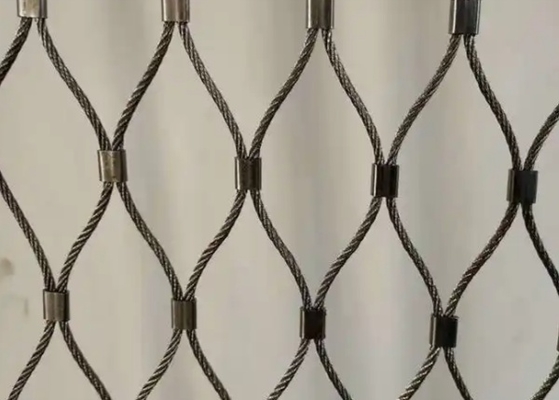30*30mm PVC Coated Light Weight Aviary Rope Netting with 1.5 mm Wire Diameter Stainless Steel Mesh for Bird Cages