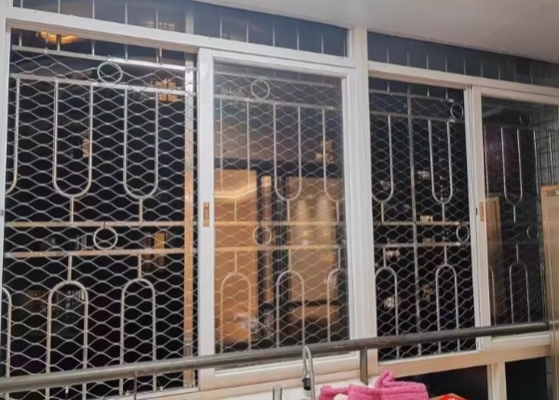 30m Stainless Woven Wire Mesh 260mm 280mm Square Weldable Steel Mesh