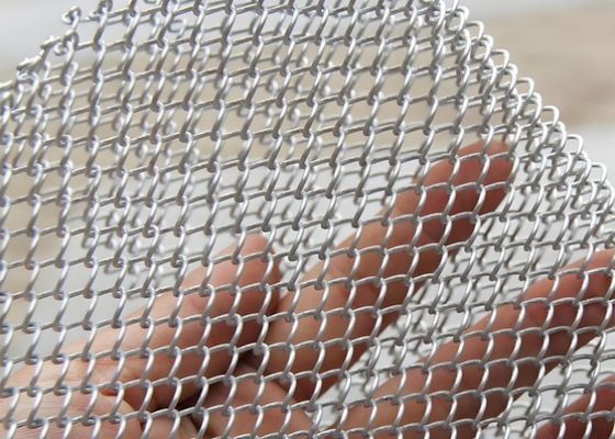 Decorative Metal Mesh Curtain with Eco-friendly Stainless Steel 304 in Silver or Yellow for Interior Design