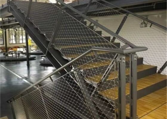 شبكة حبال مرنة من الفولاذ المقاوم للصدأ لسلامة الشرفات وأقفاص الحيوانات في حدائق الحيوان